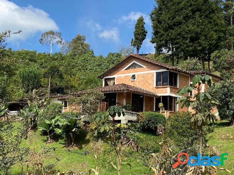 Casa para venta en Guarne 4586