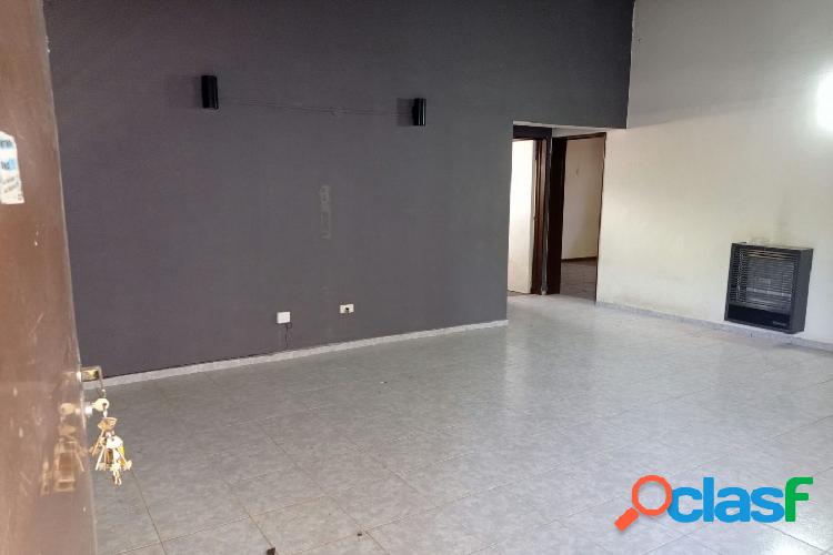 CASA CON DEPARTAMENTO EN VENTA - ALLEN - RIO NEGRO