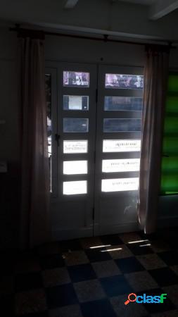 LOCAL COMERCIAL/OFICINAS
