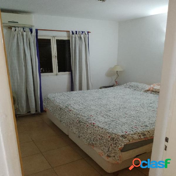 OPORTUNIDAD VENTA Departamento de tres dormitorios