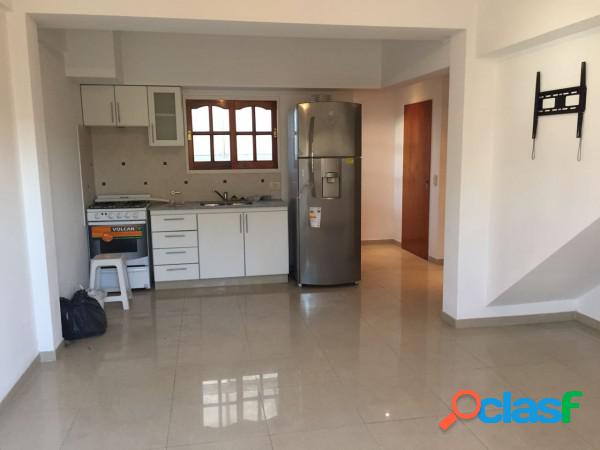 RETASADO! HERMOSO DTO. 2 AMBIENTES, A ESTRENAR, TIPO DUPLEX,