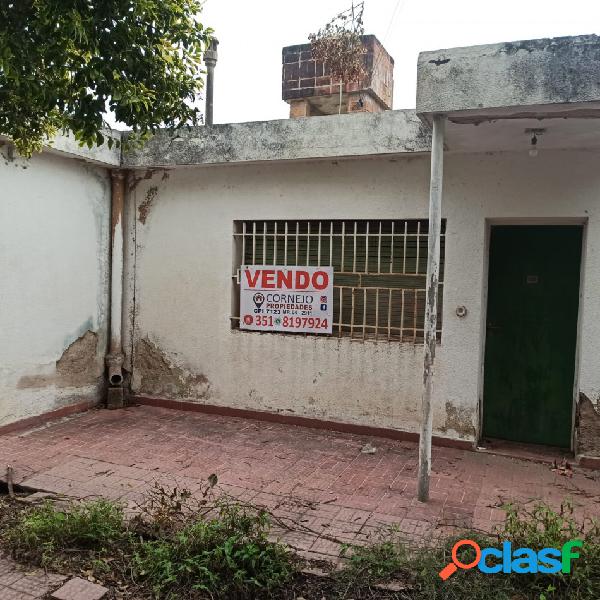 VENDO CASA A RECICLAR EN BARRIO ATE