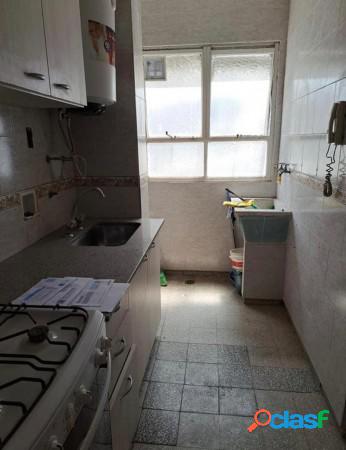 Mansilla 2400, venta departamento tres ambientes