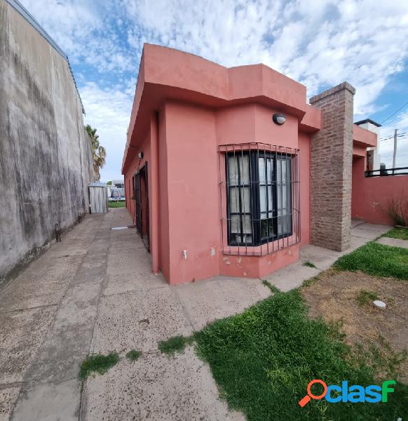 CASA A LA VENTA EN BARRIO AMANECERES DEL SEMINARIO