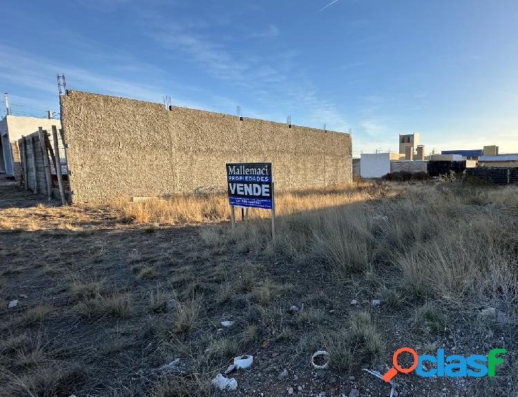 TERRENO EN ZONA COMERCIAL - ESTILO SOLANA