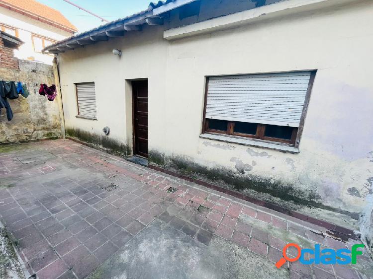 Casa + departamento a reciclar en Zona puerto - APTO