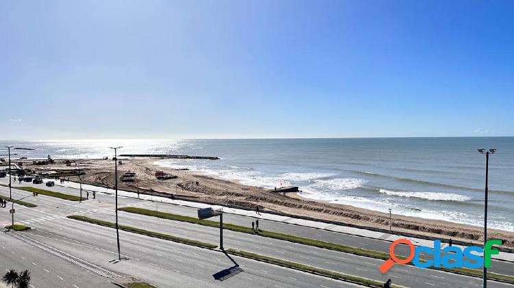 Departamento 4 Ambientes FRENTE al MAR con cochera doble,