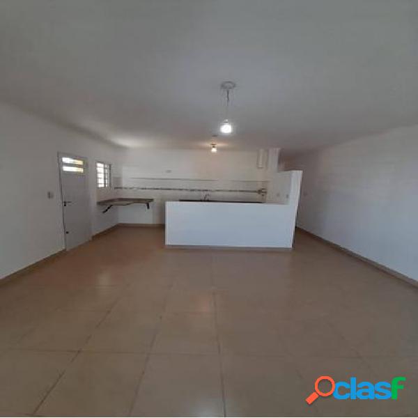 EN VENTA- CASA A ESTRENAR DE 2 DORMITORIOS ZONA ZANNI