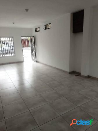 LOCAL COMERCIAL EN ALQUILER