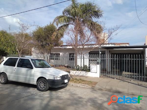 RESERVADA. CASA 4 DORMITORIOS | BARRIO ARGUELLO