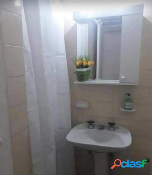 Venta departamento monoambiente con vista lateral al mar