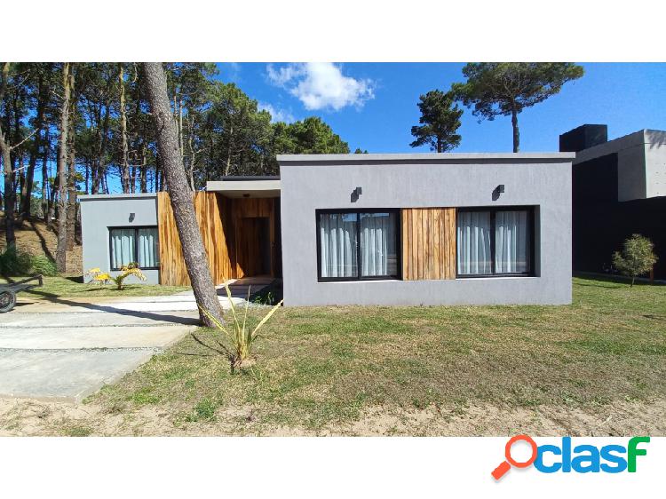 Casa a Estrenar en Barrio Pioneros Pinamar