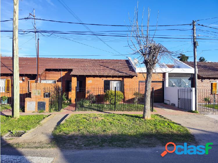 Hermosa Casa Bº Champagnat con Quincho y Pileta