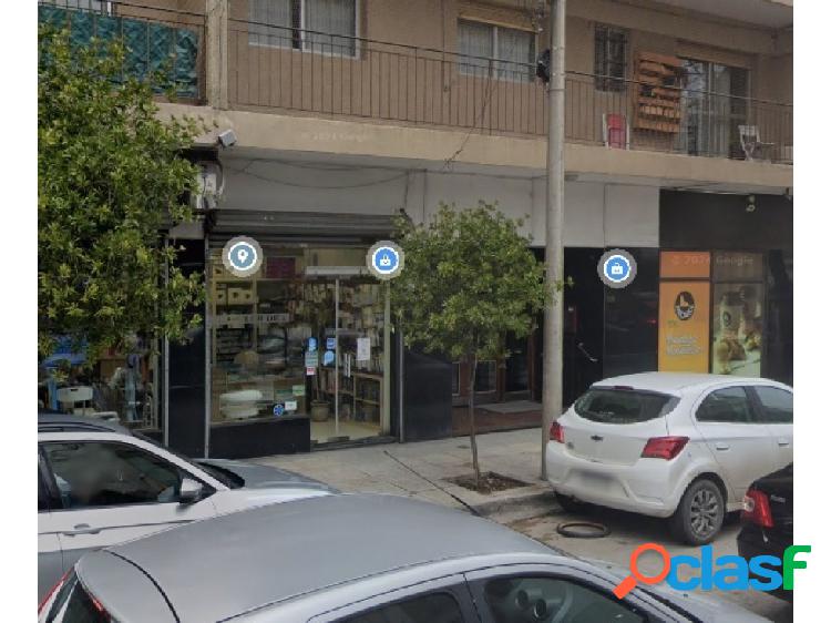 Local 36m2 - Salta y Av. P. Luro