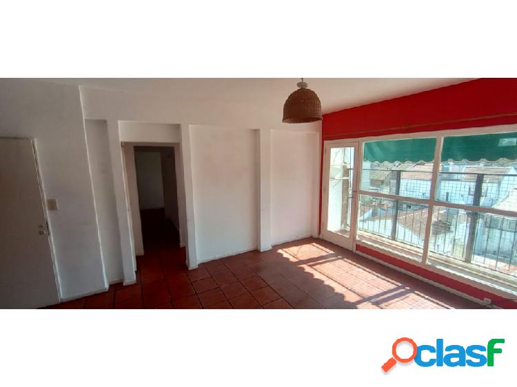 VENTA DEPARTAMENTO 4 AMBIENTES.