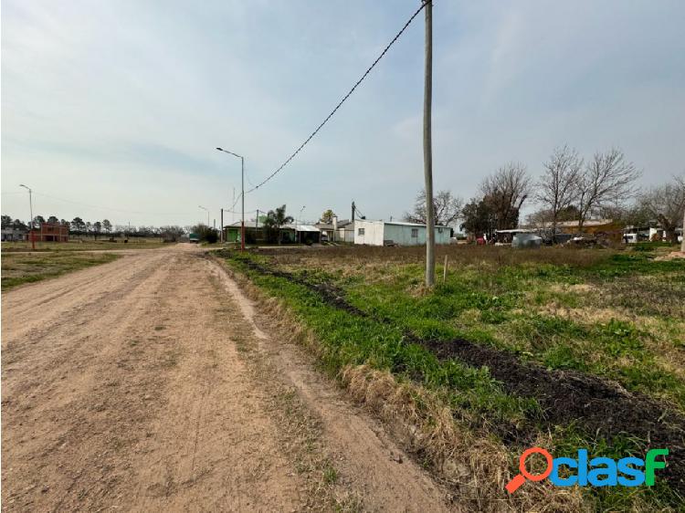 Vendo Terreno de 300 m2 en Caseros, Entre Ríos.