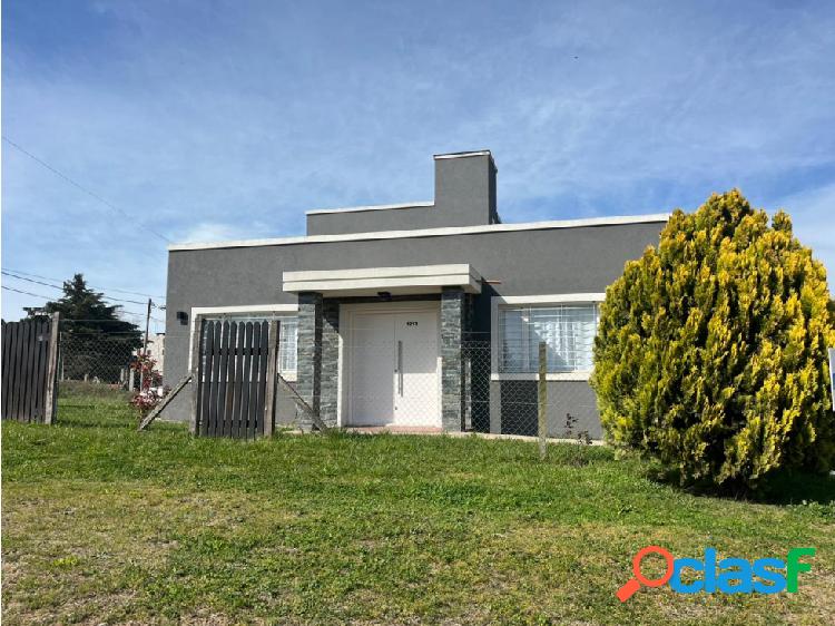 CASA EN VENTA OSTENDE - IDEAL 2 FAMILIAS