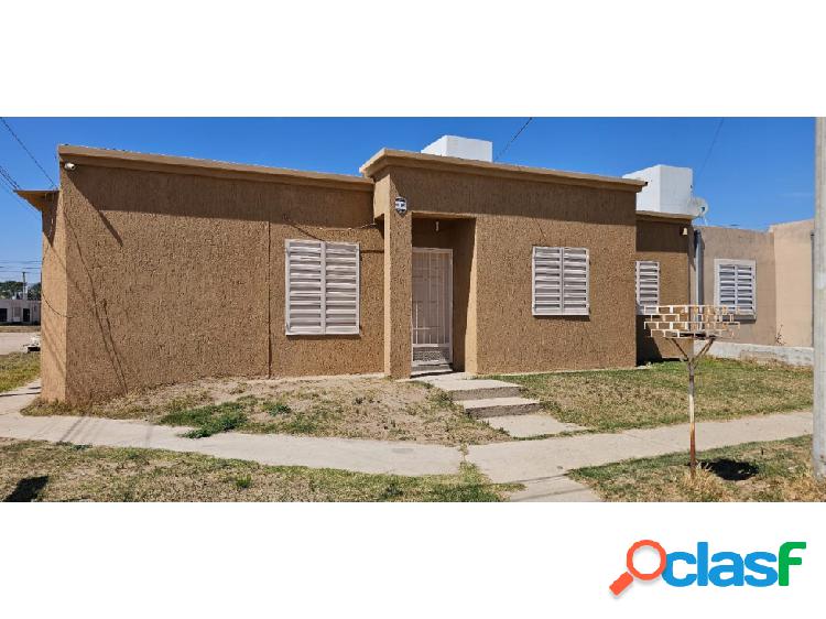 CASA EN VENTA VILLA MERCEDES, BARRIO 1000 VIVIENDAS,