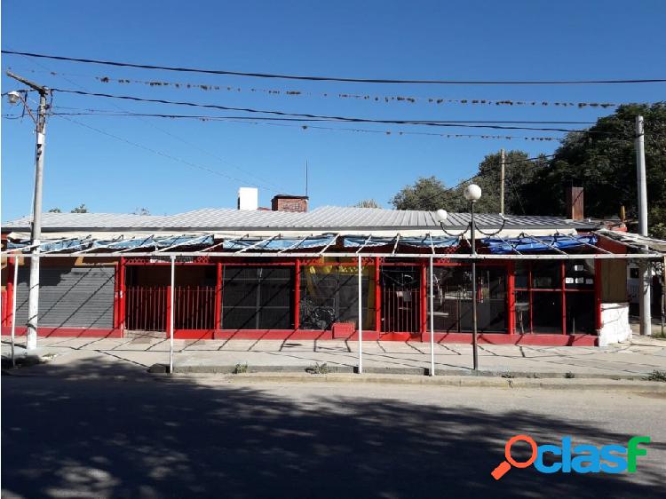 CASA y LOCAL EN VILLA CARLOS PAZ
