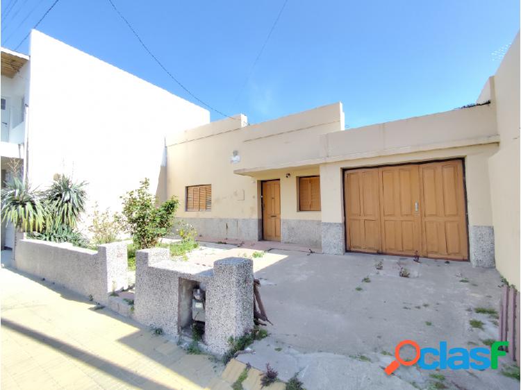 Casa en venta Pueblo Nuevo Avenida Colon 2032 restaurar