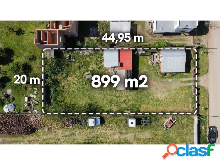 LOTE CON VIVIENDA TIPO CABAÑA IDEAL PARA LA CONSTRUCCIÓN