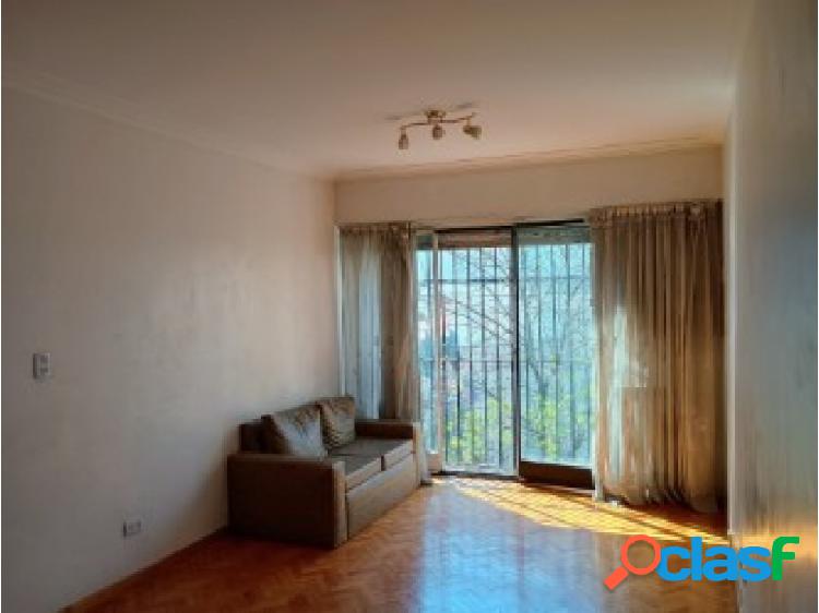VENTA 3 AMBIENTES CON DEPEND. BALCONES FRANCES.AV PUEYRREDON