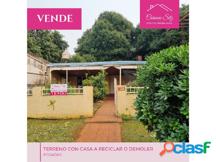 TERRENO EN VENTA CON CASA A RECICLAR O DEMOLER