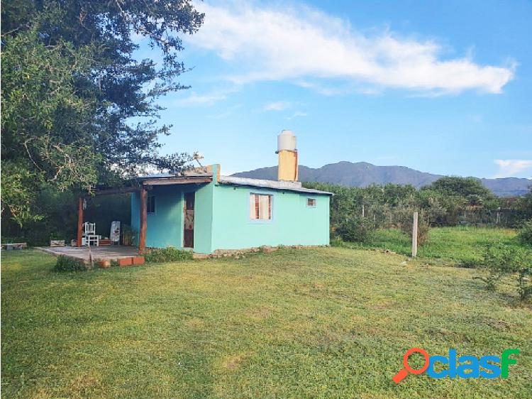 VENTA DE CASA EN AGUAS AZULES "A"- CAPILLA DEL MONTE-CBA